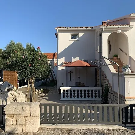 Apartman By The Sea Povljana, Pag - 225 Povljana