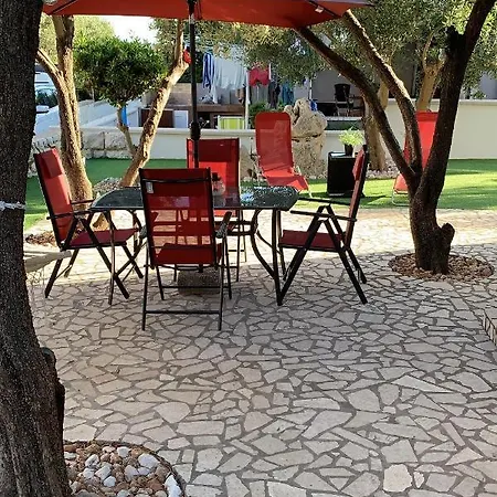 Apartman By The Sea Povljana, Pag - 225 *